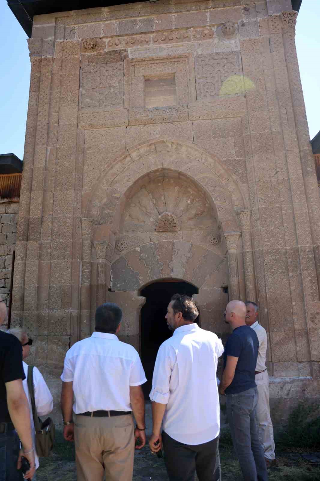 Kapadokya’da Türk-İslam dönemine ait eserler gün yüzüne çıkıyor