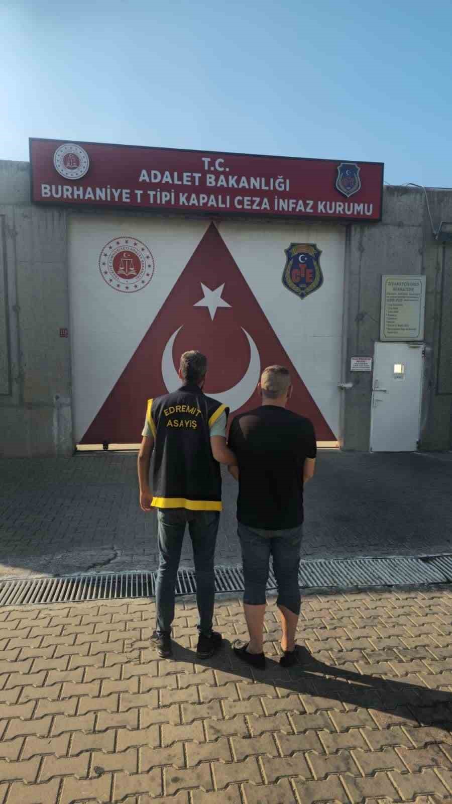 Edremit’te 19 yıl hapisle aranan firari yakalandı