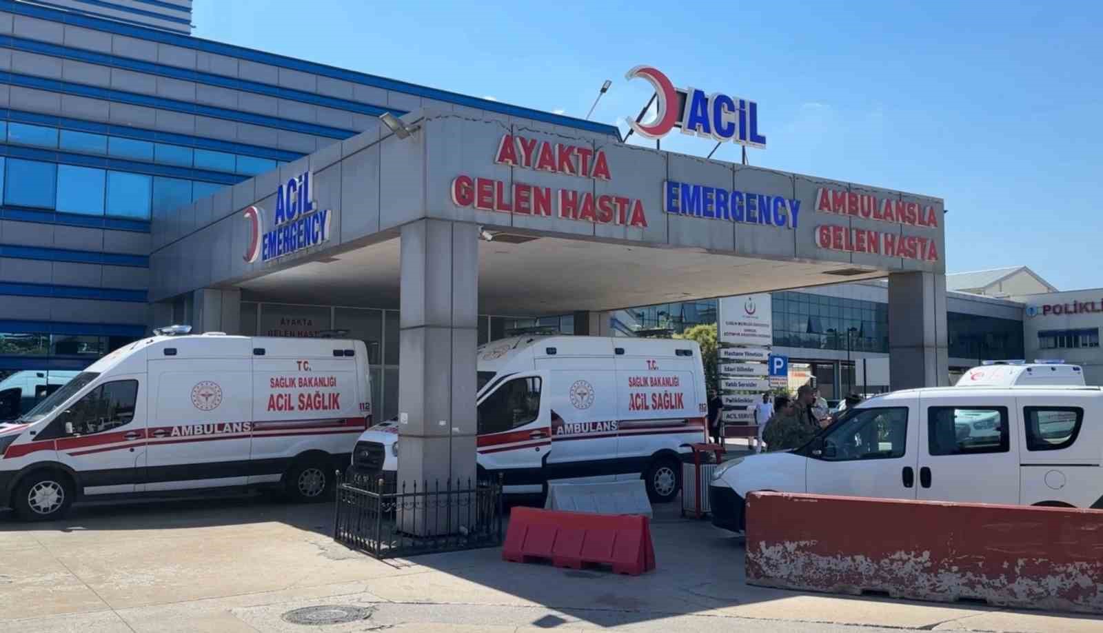 Un fabrikasında iş kazası: İş&ccedil;i makineye parmaklarını kaptırdı
