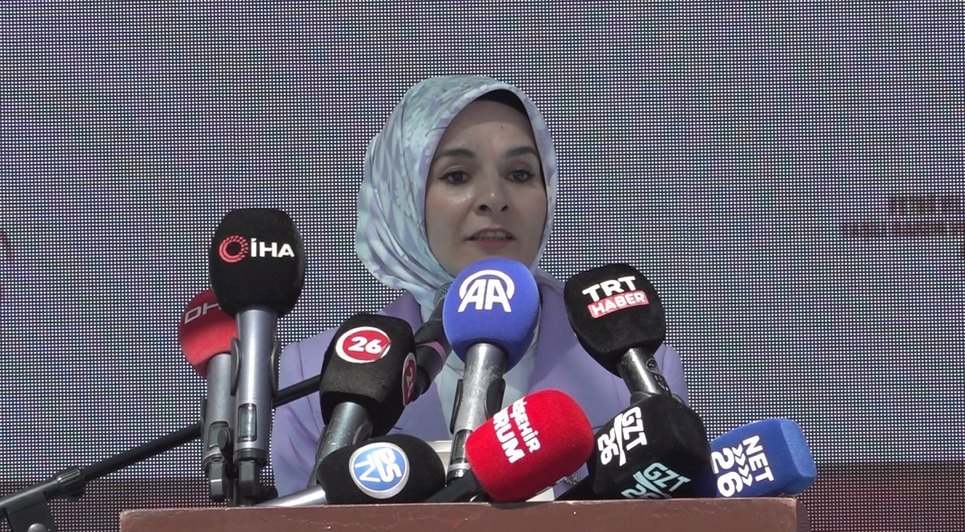 Bakan Göktaş: "Türkiye’de 29 bin 615 yaşlımız yatılı bakım ve rehabilitasyon hizmetinden faydalanıyor"