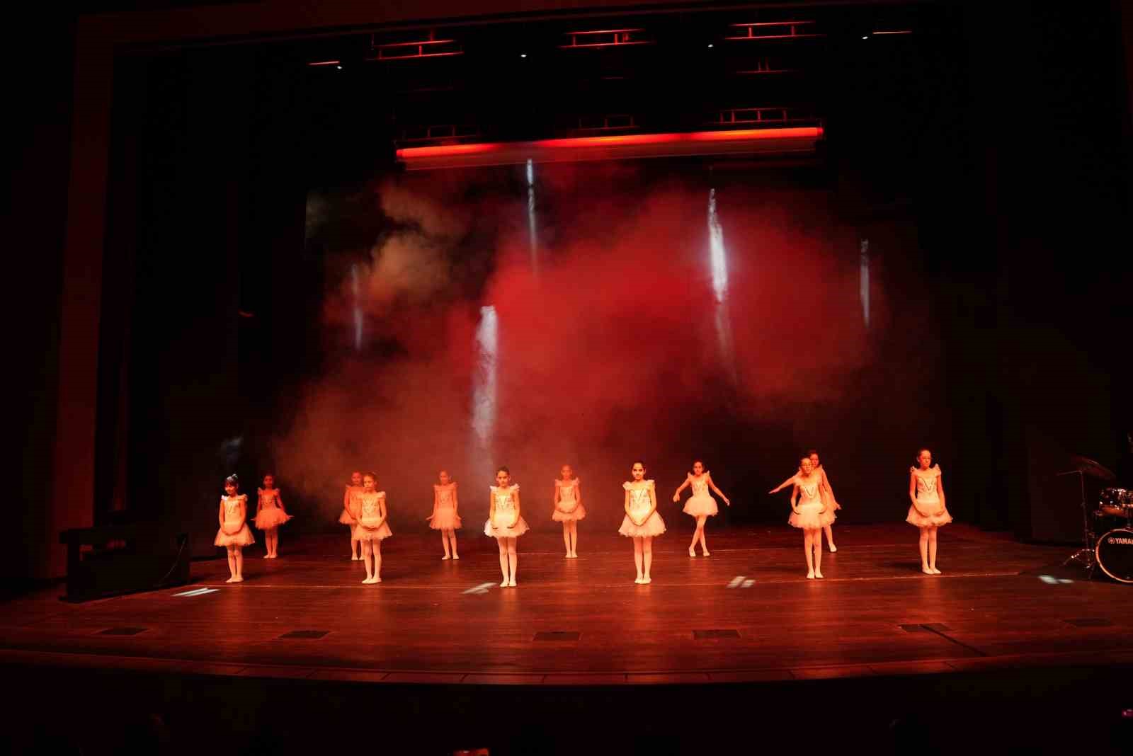 Şehitkamil yaz sanat akademisi konserle sona erdi
