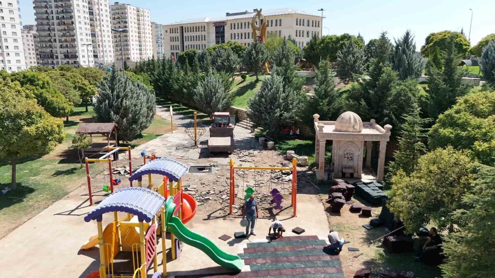 Mardin Büyükşehir Belediyesi Recep Tayyip Erdoğan Parkı’nı yeniliyor