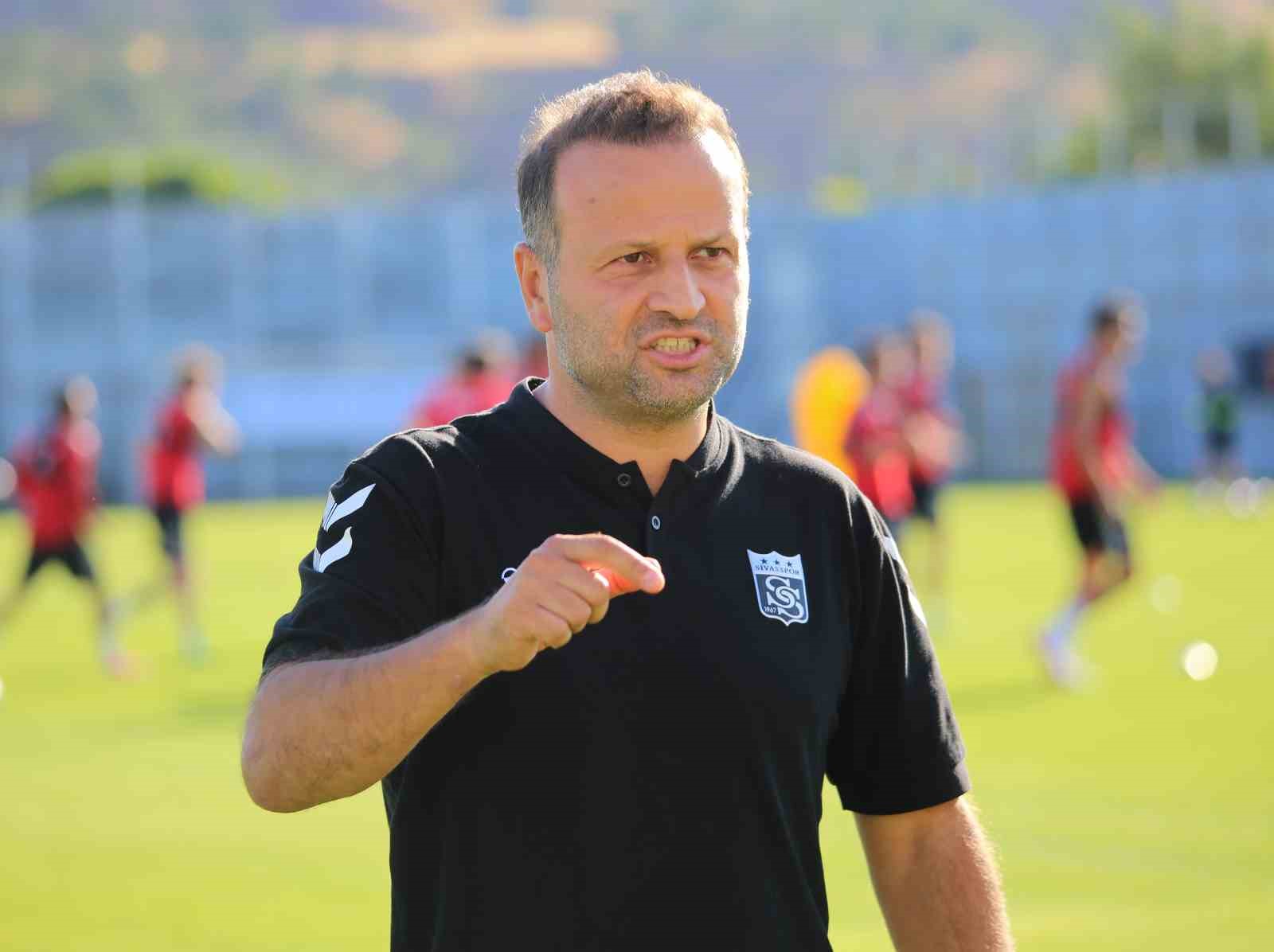 Osman Zeki Korkmaz: "Eleştiriler normal"