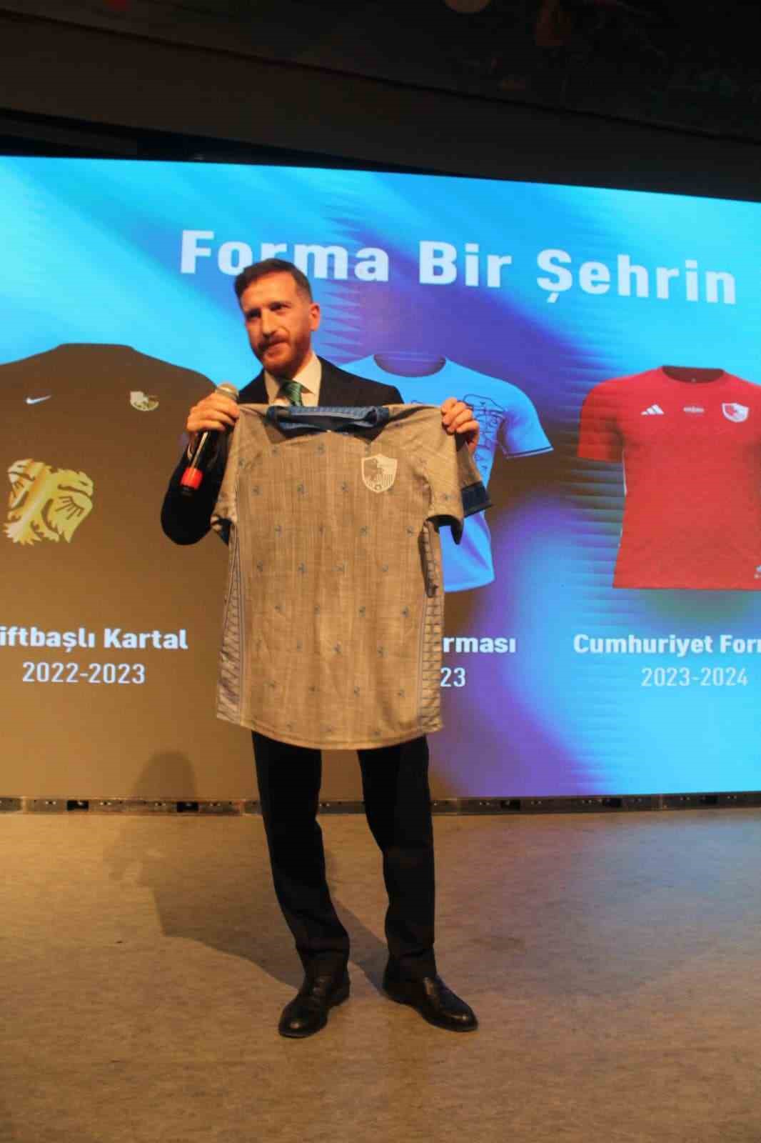 Erzurumspor FK Başkanı Dal g&uuml;ven tazeledi
