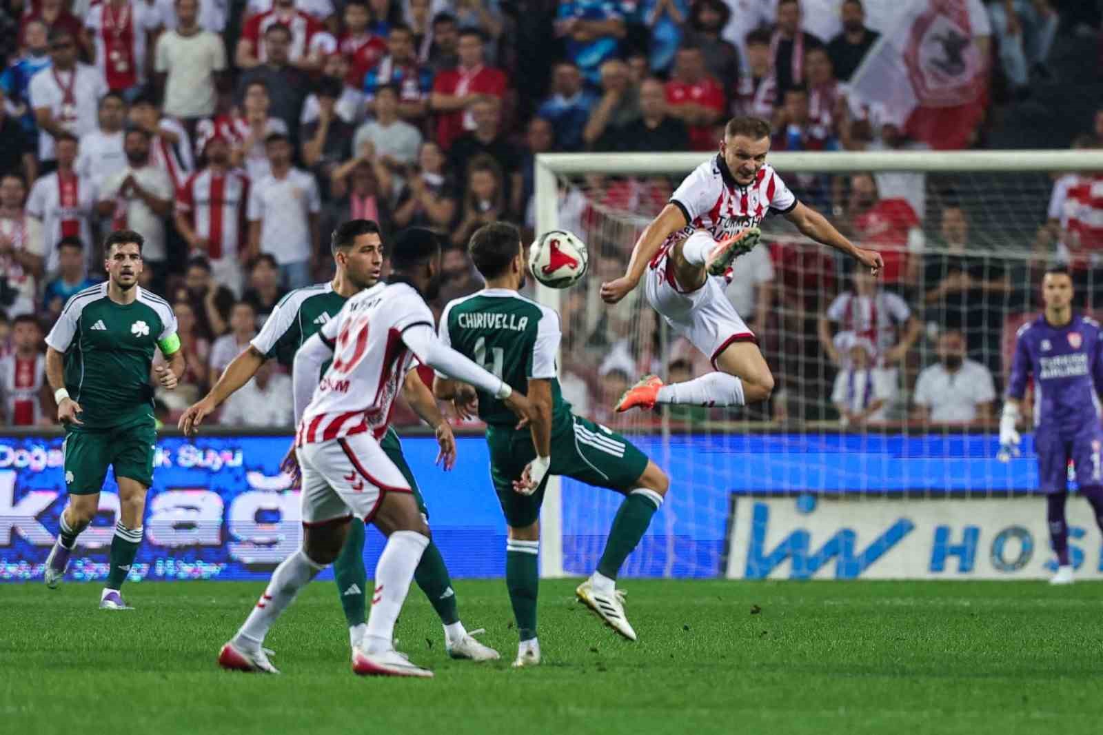 UEFA Avrupa Ligi: Samsunspor: 0 - Panathinaikos: 0 (İlk yarı)