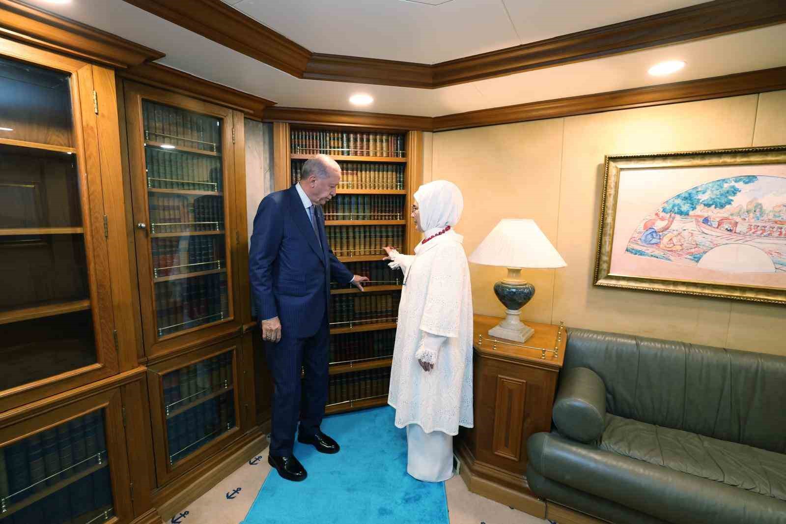 Cumhurbaşkanı Erdoğan Savarona yatını ziyaret etti
