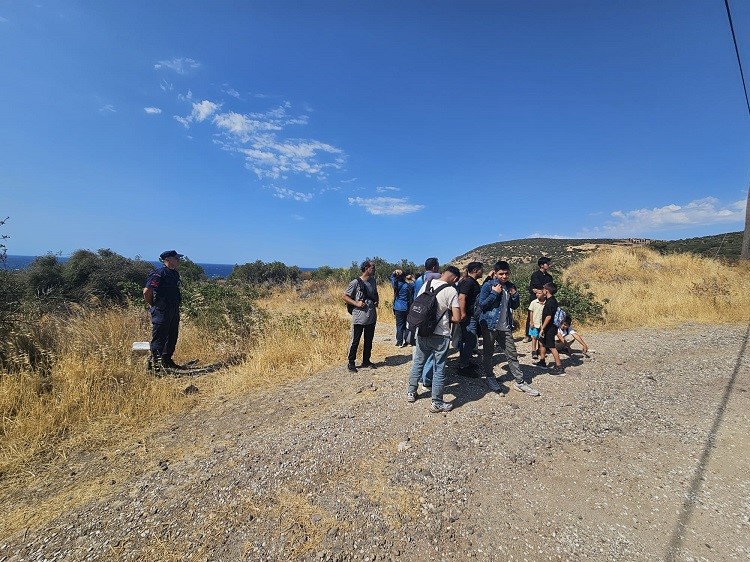 Çanakkale’de 19 kaçak göçmen yakalandı