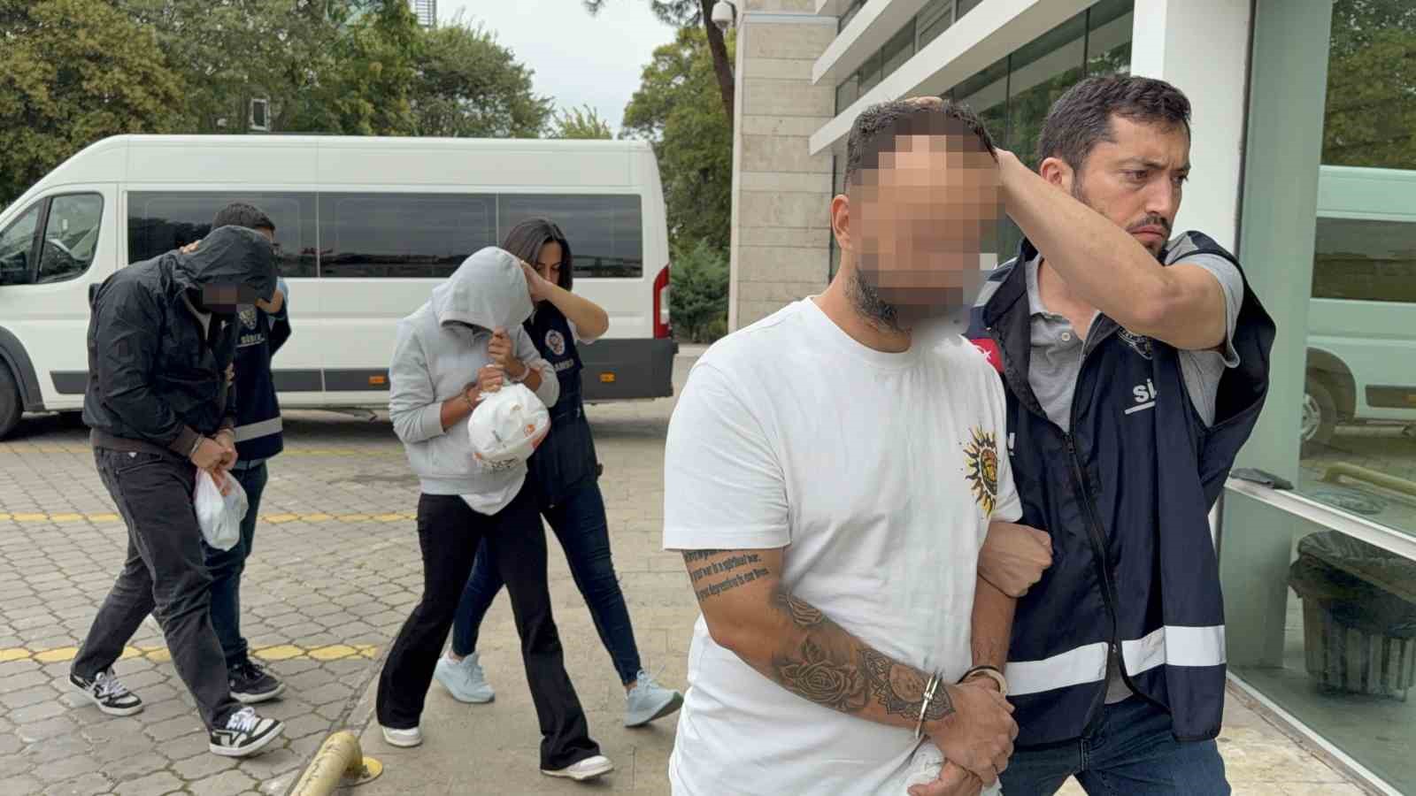 200’den fazla kişiyi 2 milyon TL dolandıran zanlılar adliyeye sevk edildi