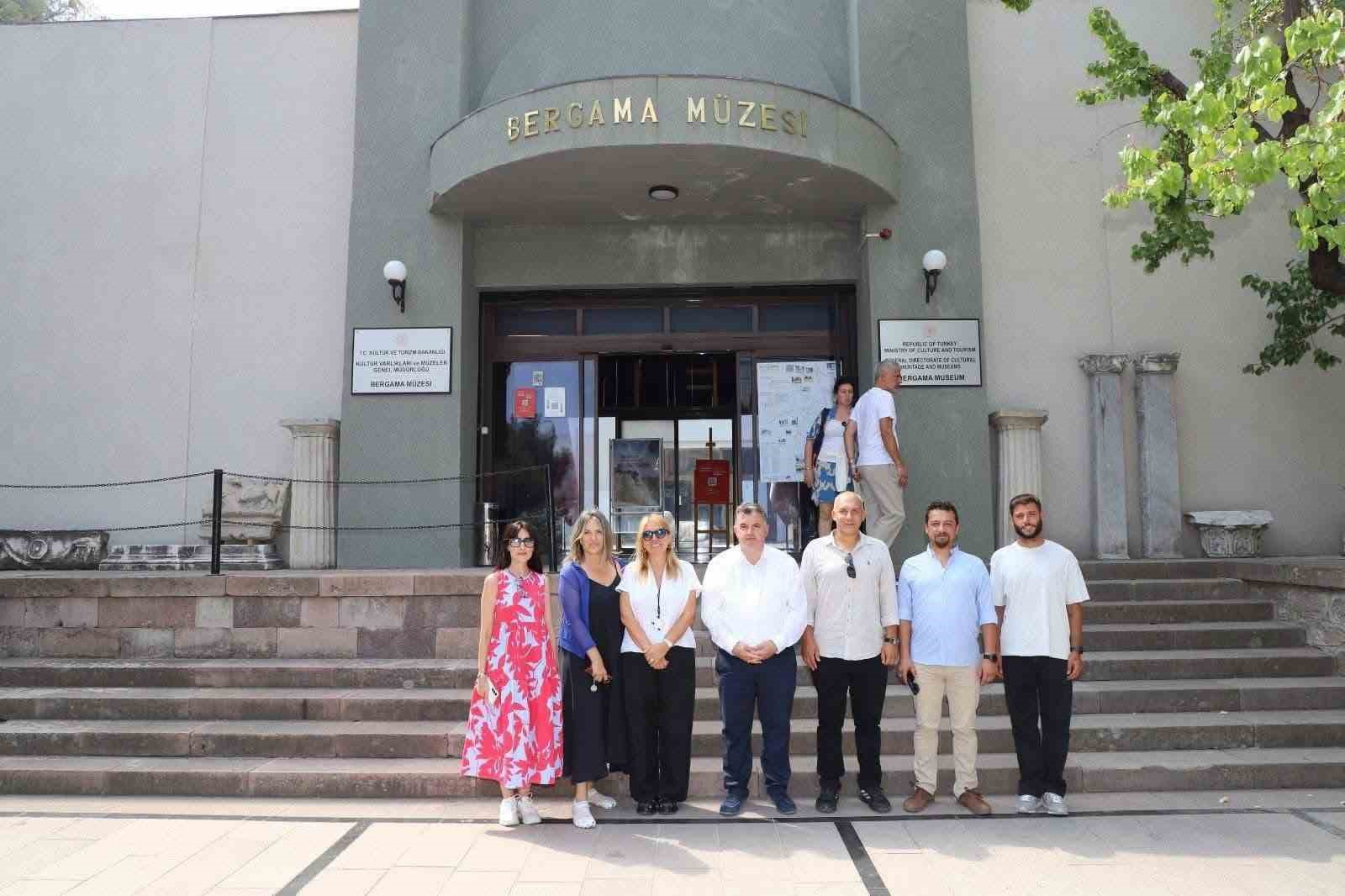 Bergama; UNESCO Dünya Mirası Gönüllüleri 2025 Kampanyasında Türkiye’yi temsil edecek