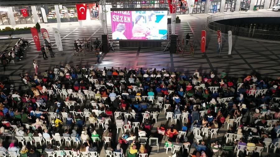 Osmangazi&rsquo;de sinema geceleri devam ediyor
