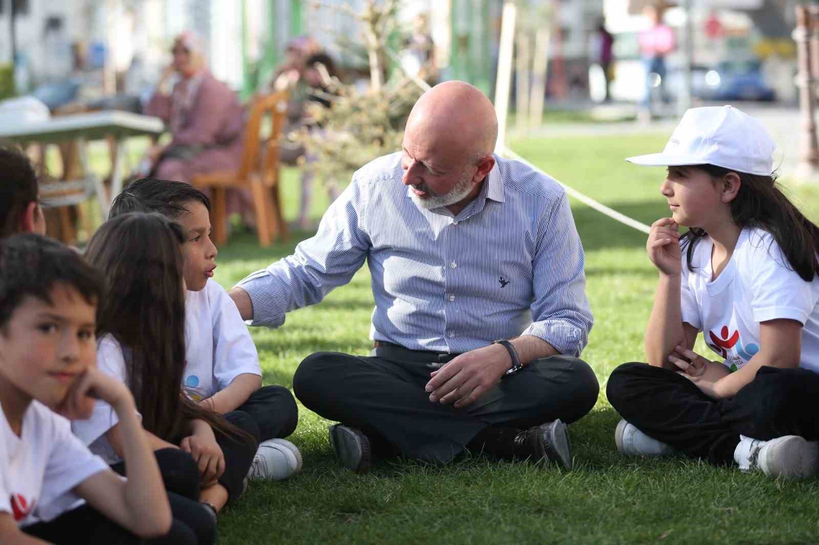 Başkan &Ccedil;olakbayrakdar: "Yeter ki 1 metrekare kamuya ait olsun, hızla park yapıyoruz"
