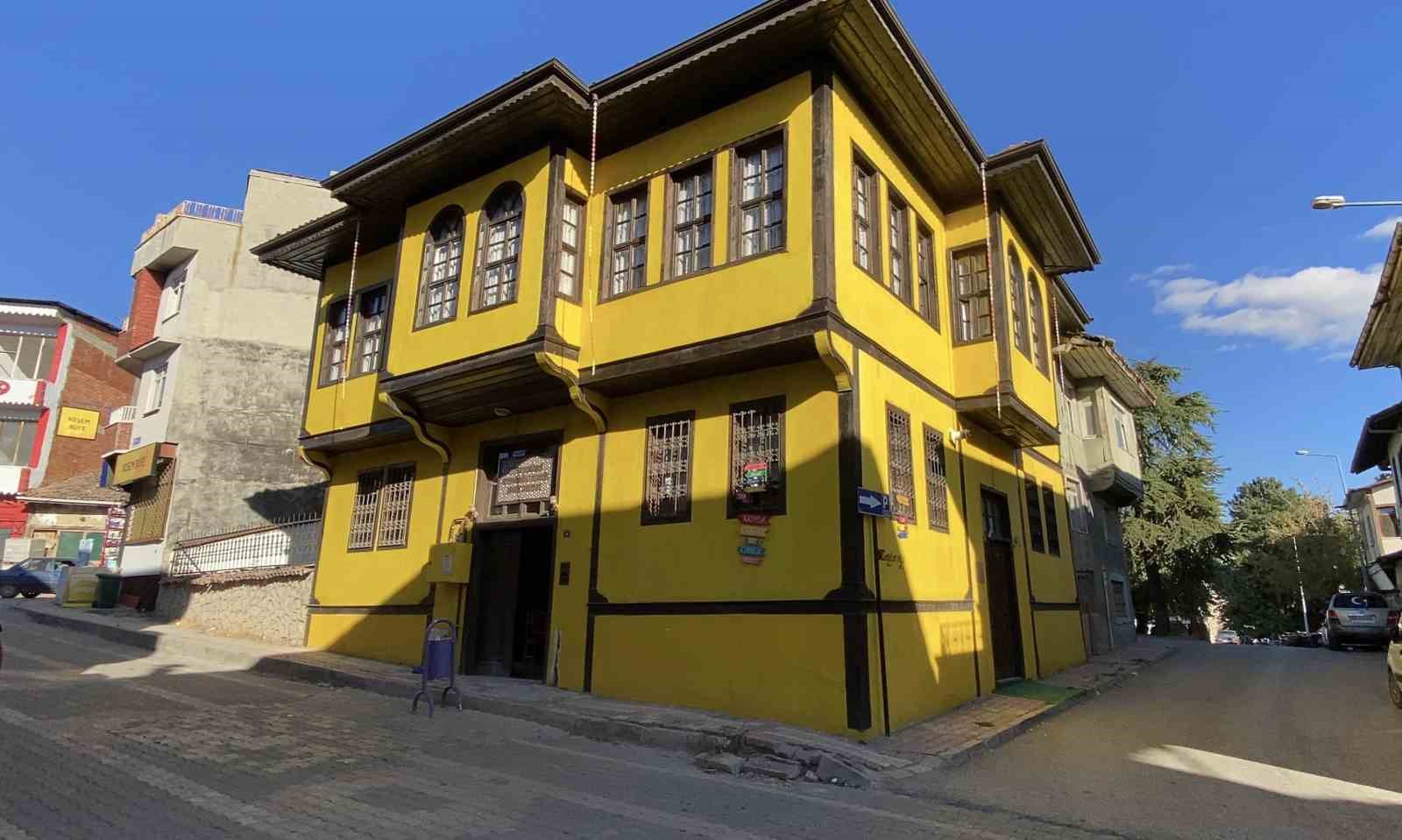 Tokat’ta tarihi konak kadınlar kıraathanesine dönüştü