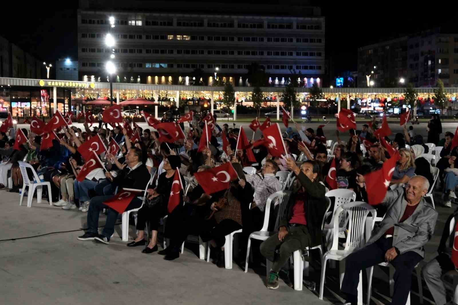 Fettah Can sevenleriyle buluşacak