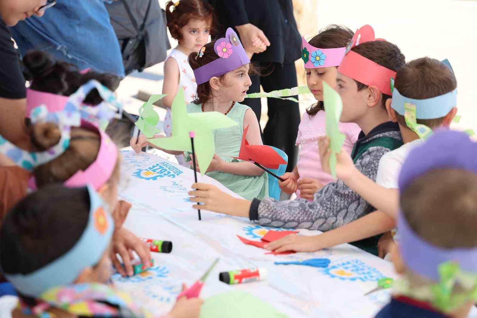 Minikler atölye keyfini çıkardı