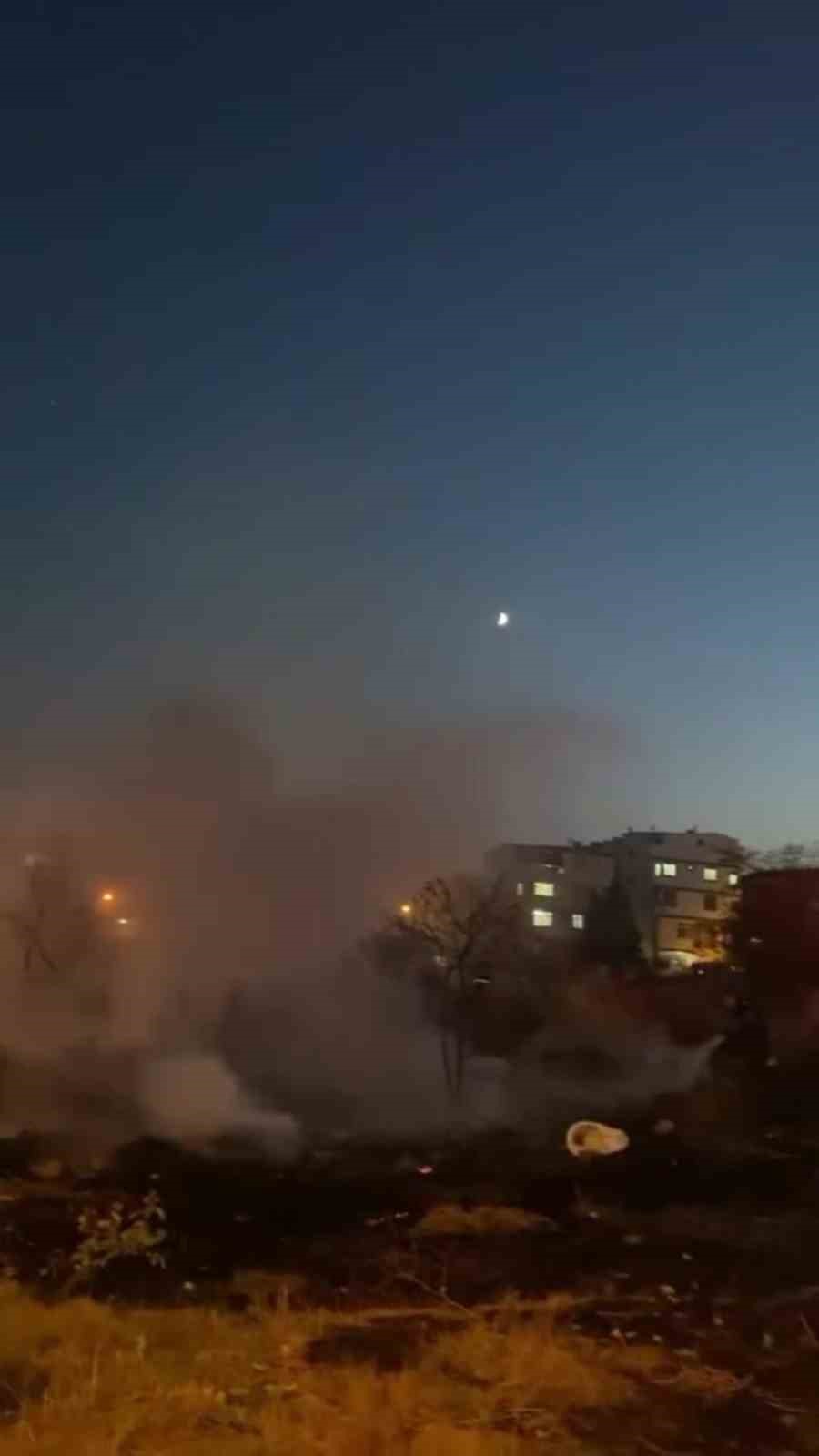 Kocaeli’de otluk arazide çıkan yangın söndürüldü