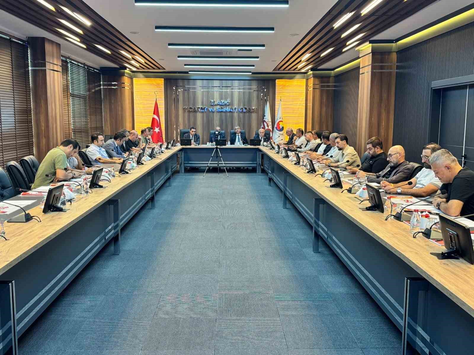 Başkan Alan, "Yerel kalkınma hamlesi i&ccedil;in kurumlarımızla ortak hareket ediyoruz"
