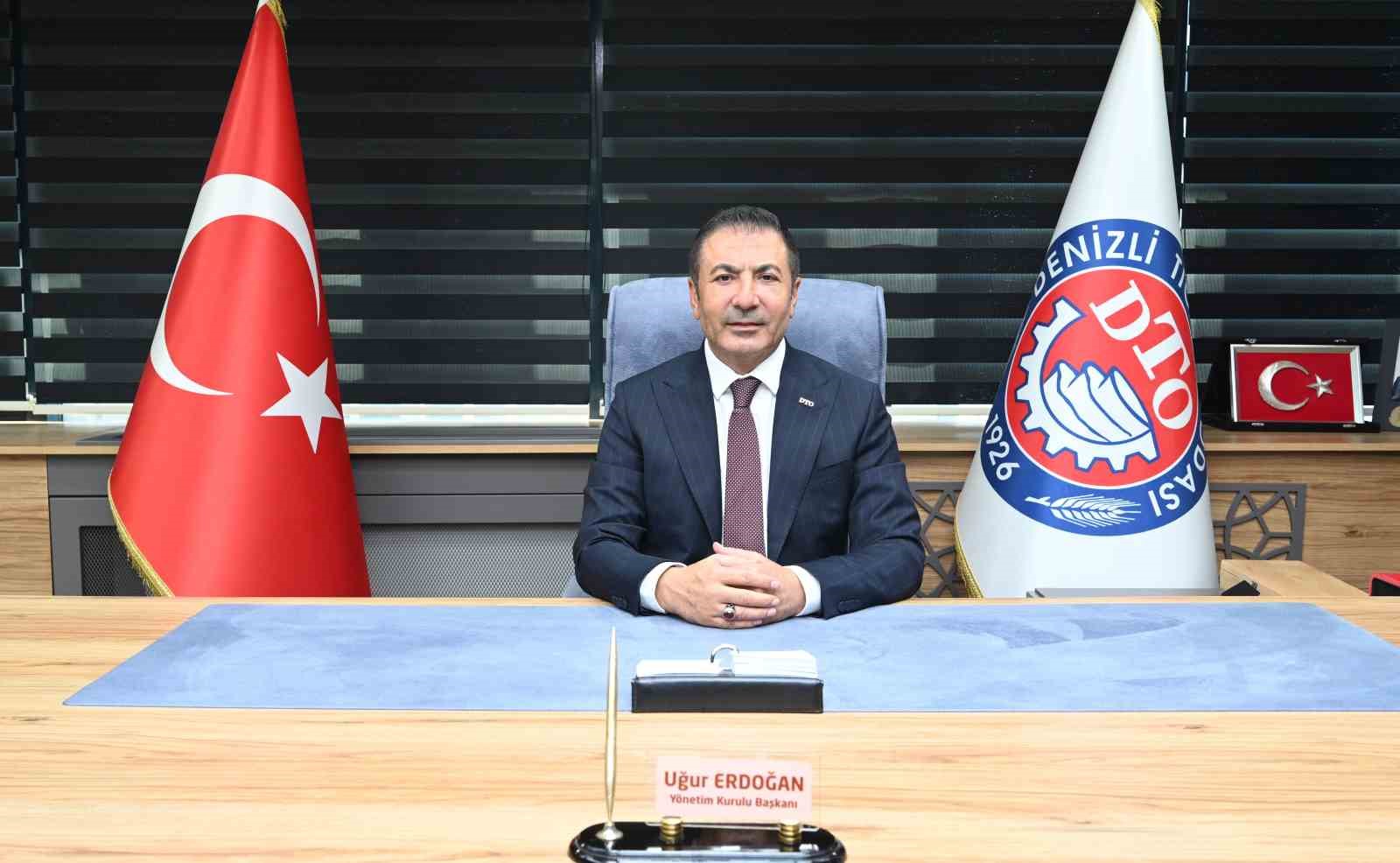 Başkan Erdoğan, "Ulu Önder Atatürk ile silah arkadaşlarını rahmetle anıyoruz"