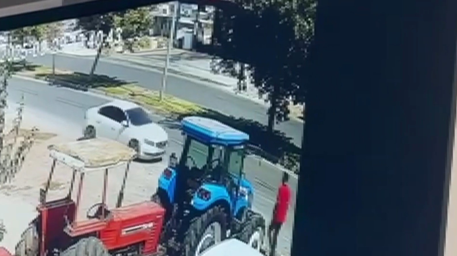 Şanlıurfa&rsquo;da silahlı saldırı kamerada
