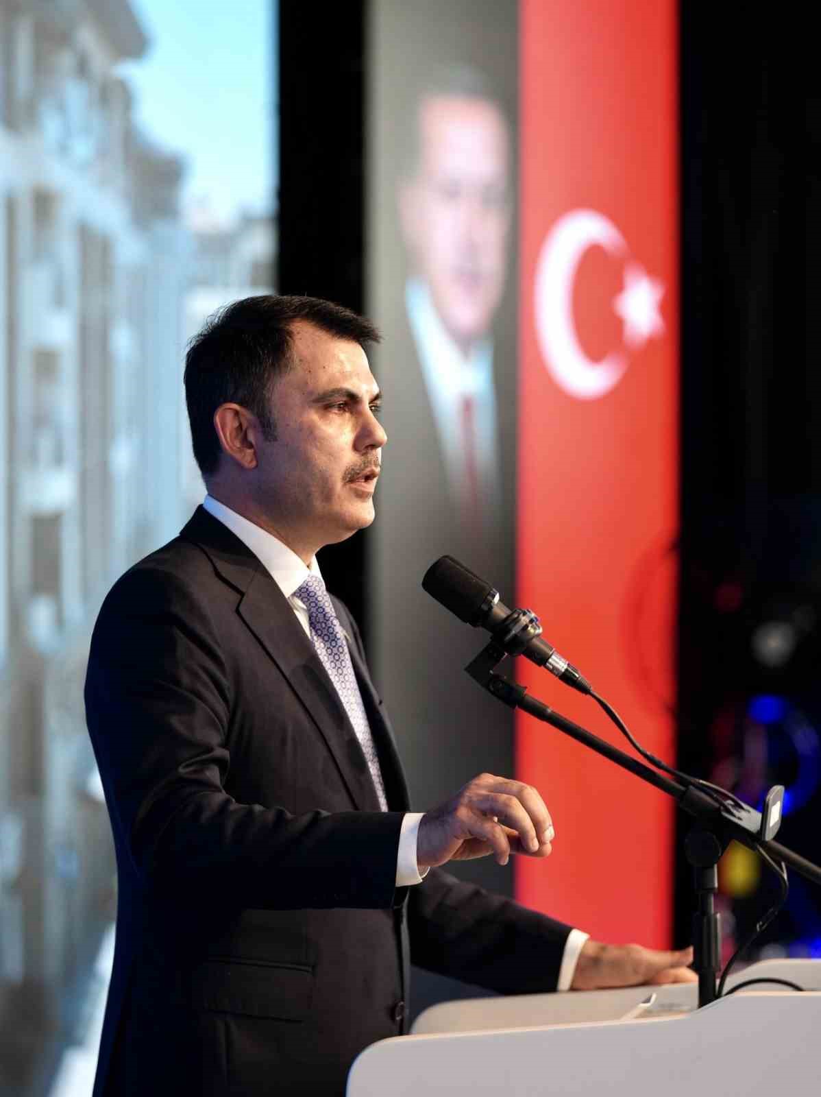 İzmir’de yangın yaraları sarılıyor: 281 yeni konutun temeli atıldı