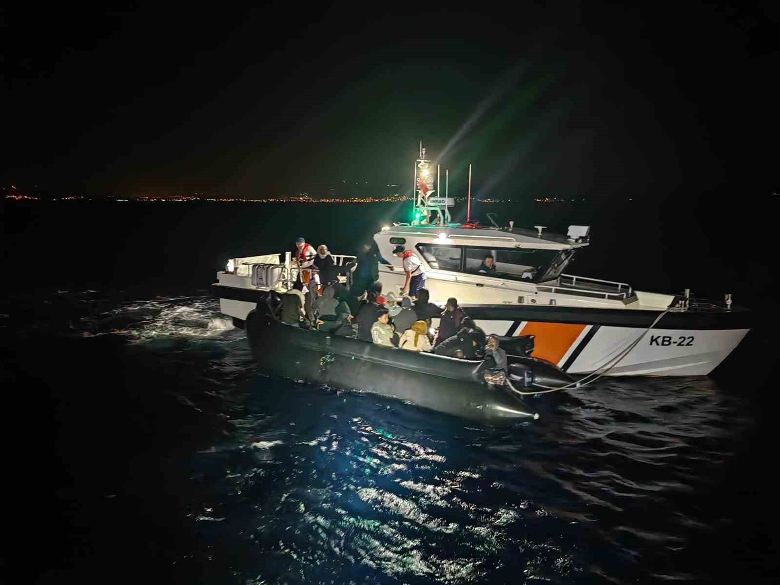 İzmir&rsquo;de 47 d&uuml;zensiz g&ouml;&ccedil;men yakalandı
