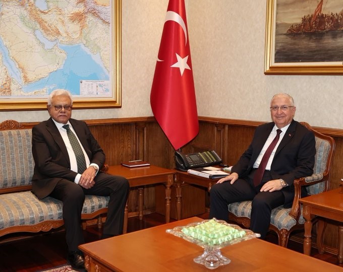 Bakan G&uuml;ler, Pakistan B&uuml;y&uuml;kel&ccedil;isi Junaid&rsquo;i kabul etti
