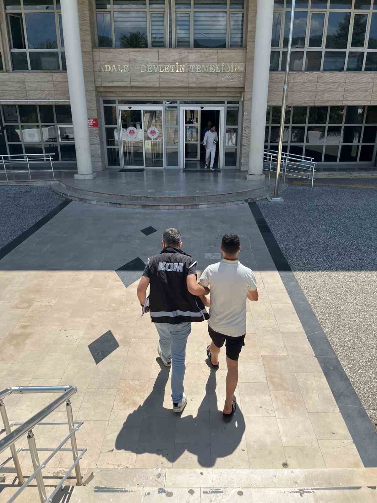Muğla’da sahte dolar operasyonu
