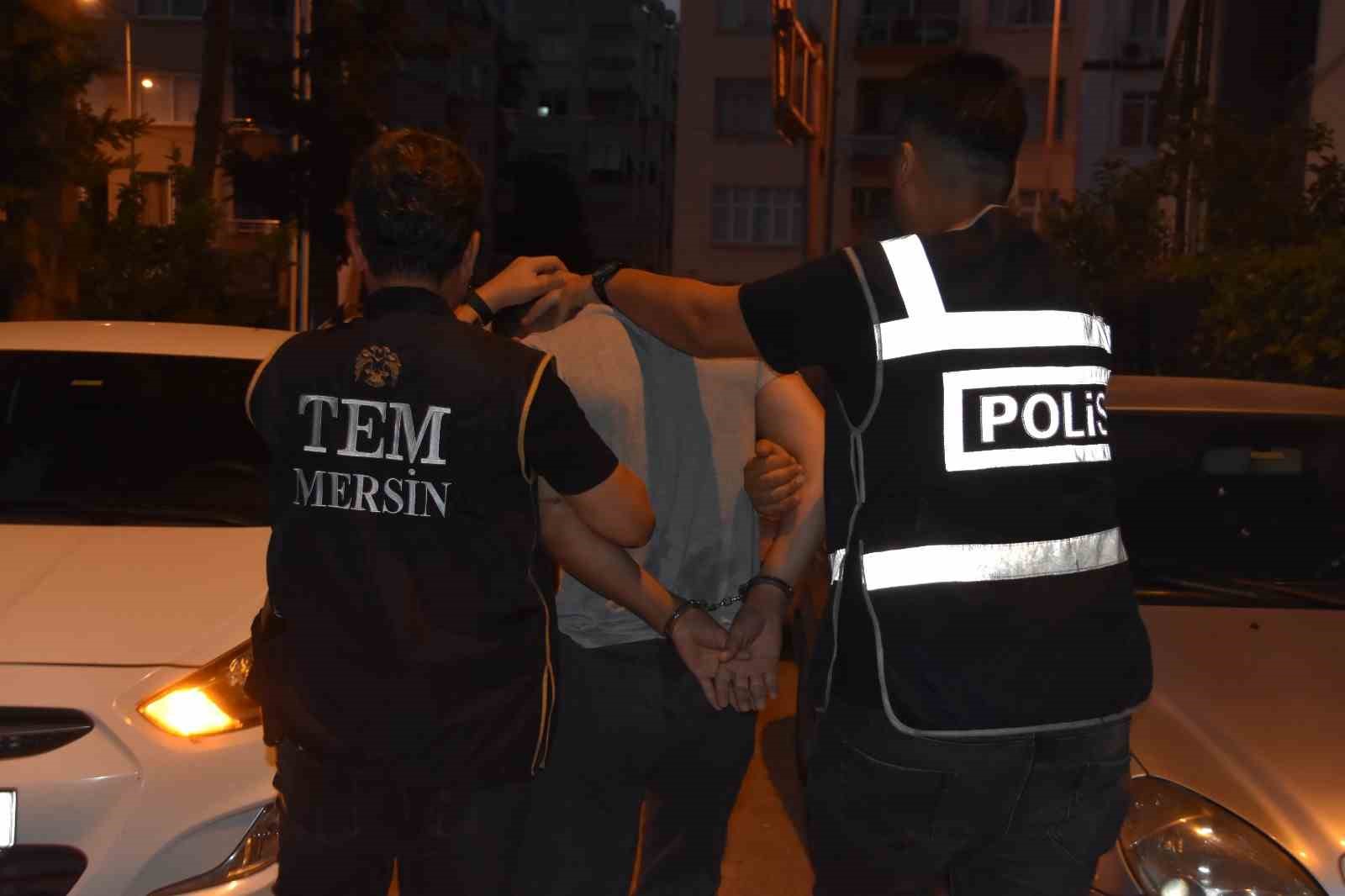 Mersin’de terör örgütü DEAŞ operasyonu: 8 gözaltı
