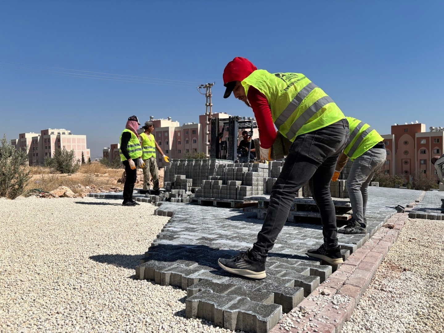 Eyy&uuml;biye Batıkent&rsquo;te yeni okul yolları a&ccedil;ılıyor
