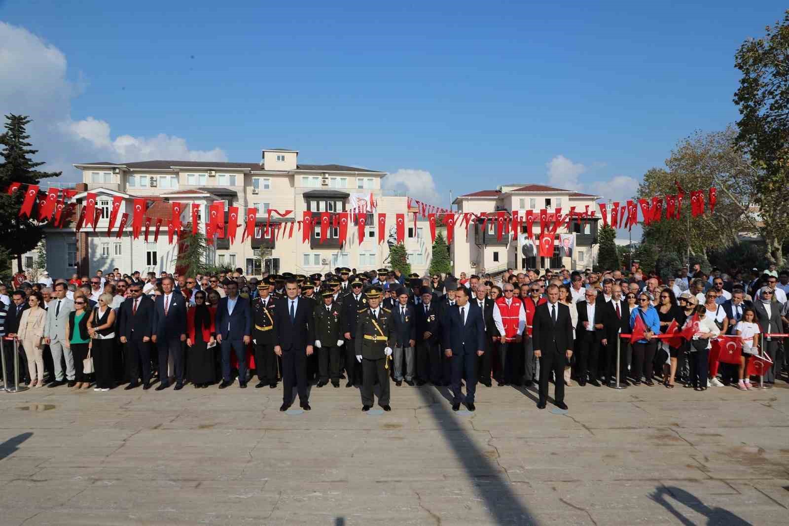 Atatürk’ün önderliğinde kazanılan Büyük Zafer Büyükçekmece’de coşkuyla kutlanıyor