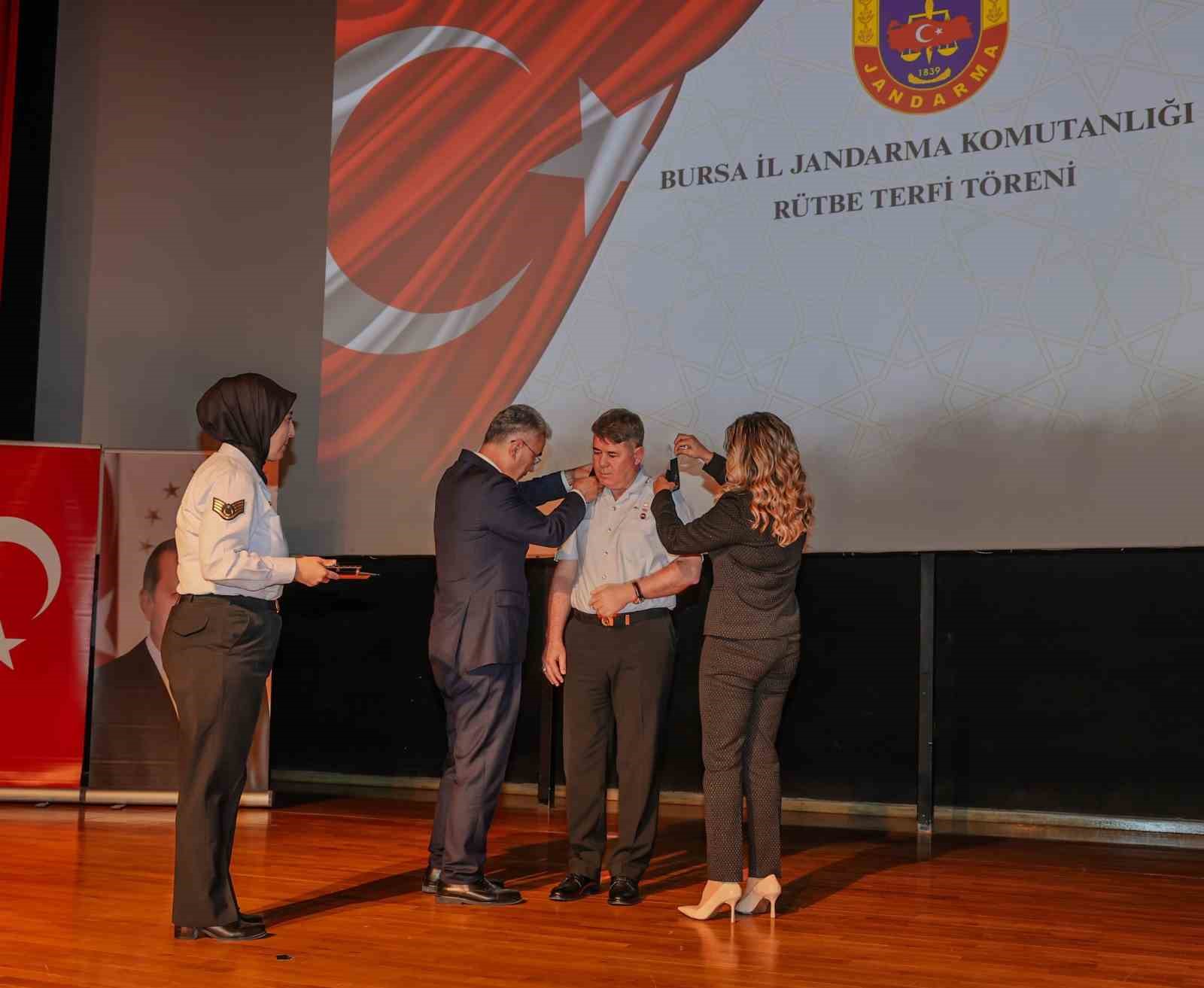 Bursa’da jandarma personeli için rütbe terfi töreni düzenlendi