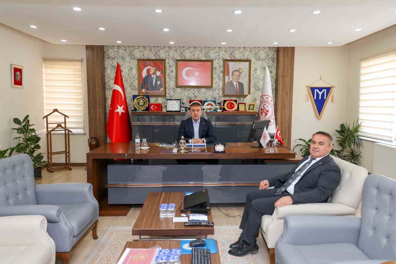 Bilecik&rsquo;te gen&ccedil;lik ve spor yatırımlarında hedefler b&uuml;y&uuml;yor
