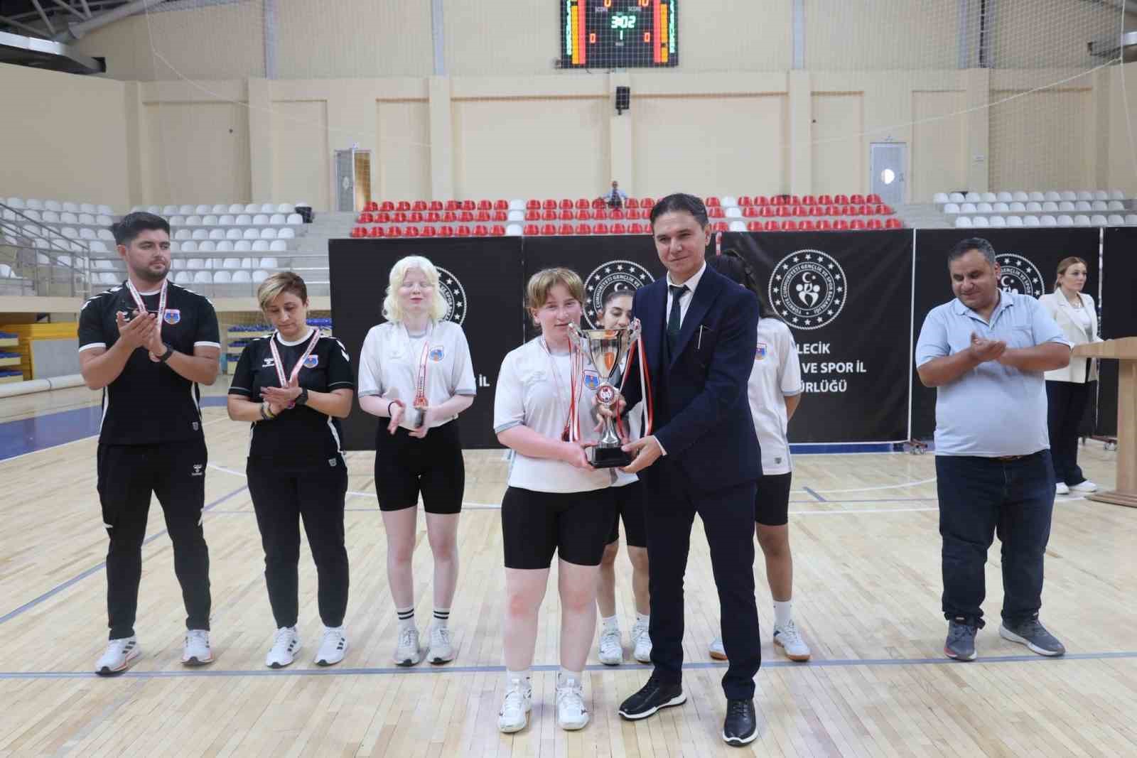 Golbol 2. Lig müsabakaları sona erdi