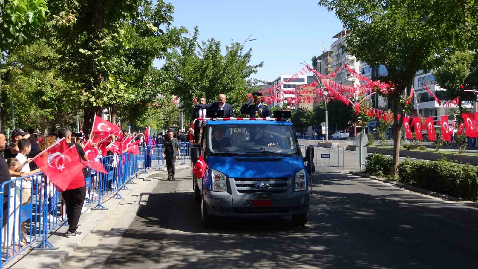 Batman’da 30 Ağustos Zafer Bayramı kutlandı