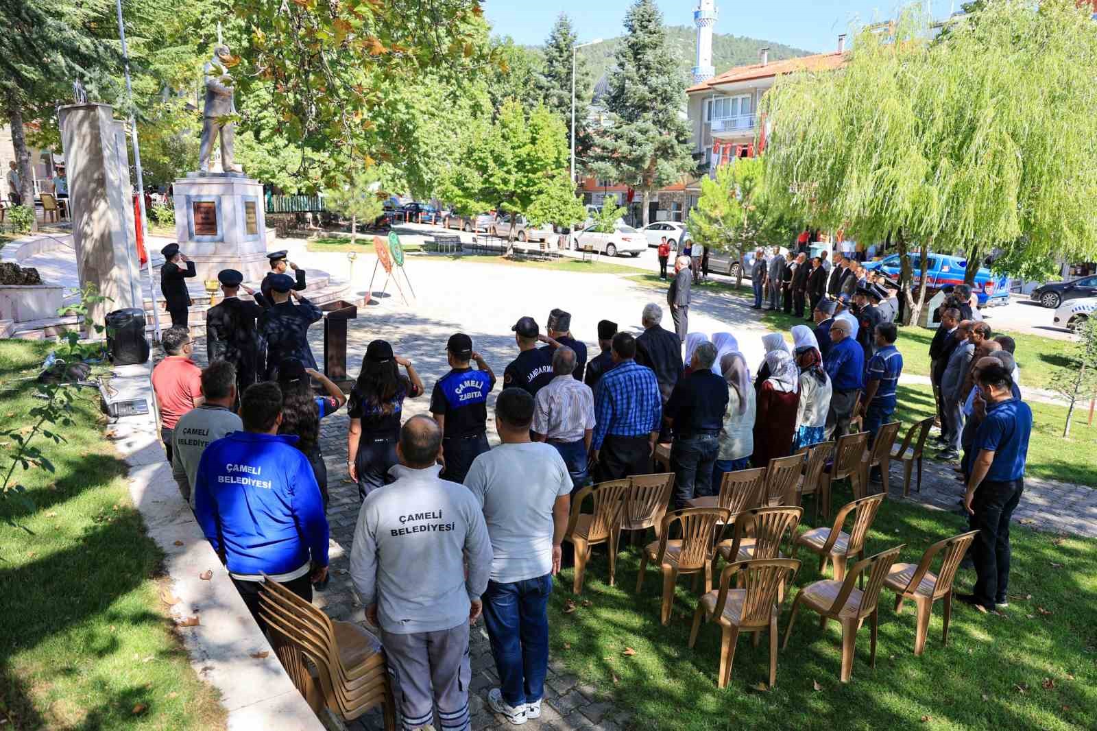 Zafer Bayramı Çameli’nde coşkuyla kutlandı
