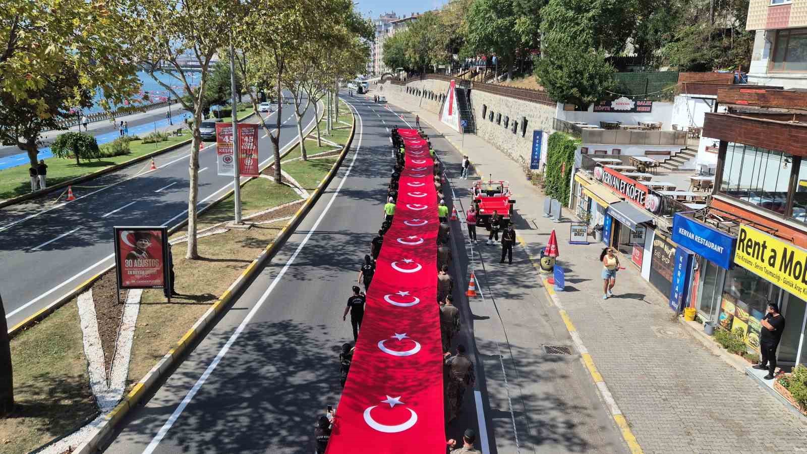 Tekirdağ&rsquo;da 30 Ağustos Zaferi coşkusu: Dosta g&uuml;ven d&uuml;şmana korku
