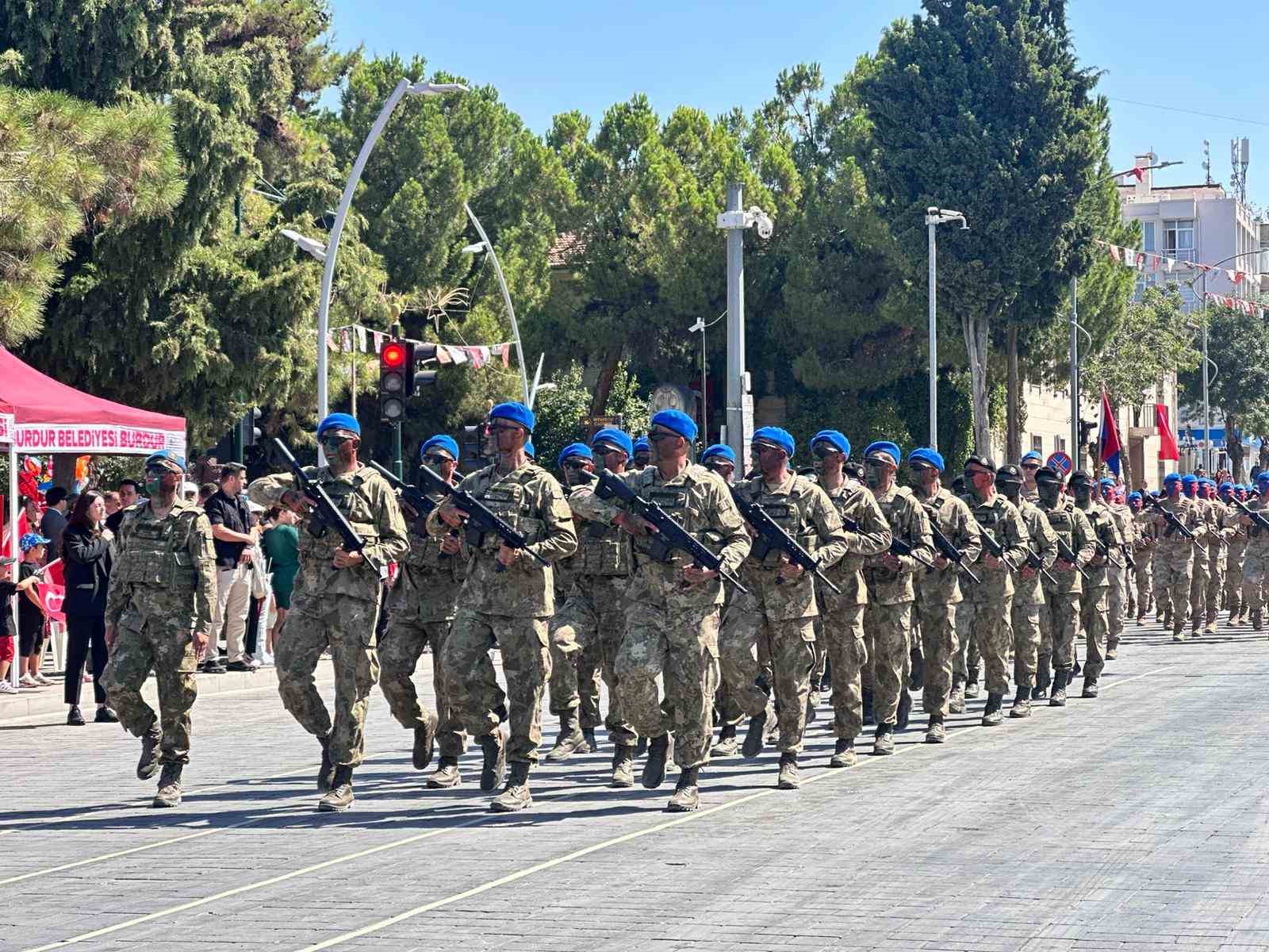 30 Ağustos Zafer Bayramı’nın 103’ncü yılı Burdur’da coşkuyla kutlandı