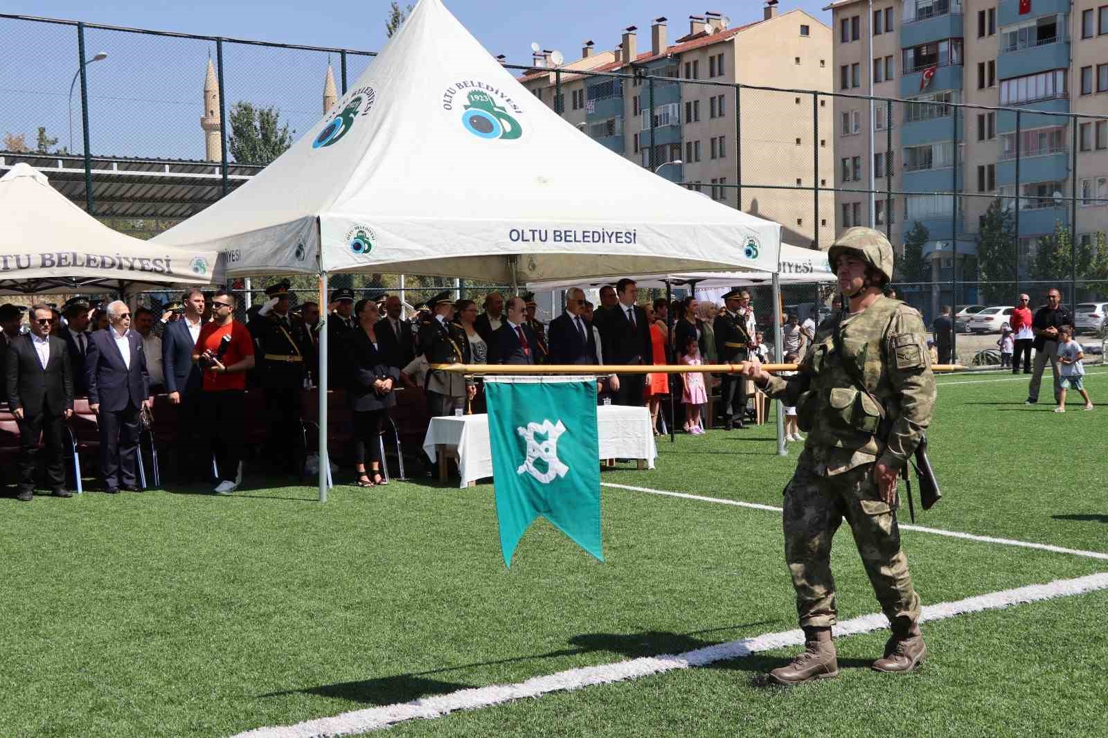 Oltu&rsquo;da 30 Ağustos coşkusu: Zafer Bayramı&rsquo;nın 103&rsquo;nc&uuml; yıld&ouml;n&uuml;m&uuml; coşkuyla kutlandı
