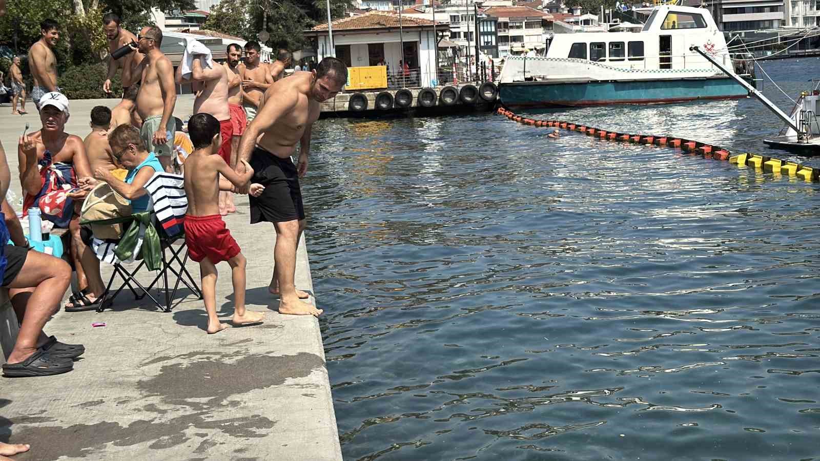 Bebek Sahili’nde Zafer Bayramı tatili ve yazın son günleri yoğunluğu