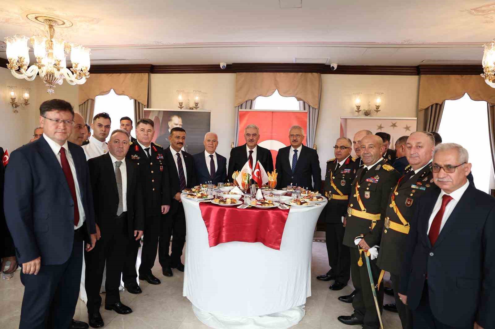 Başkan Bozbey, "Bu coşkuya tüm Bursalıları davet ediyorum"