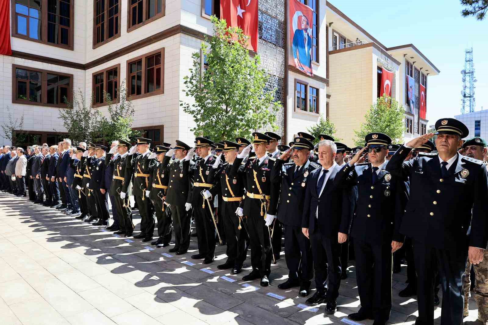 Bingöl’de 30 Ağustos Zafer Bayramı kutlandı