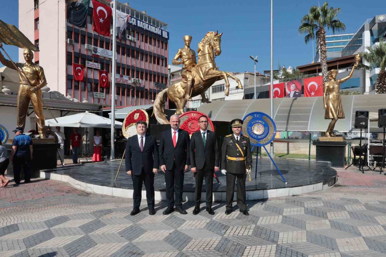 Menemen’de Zafer Bayramı coşkusu