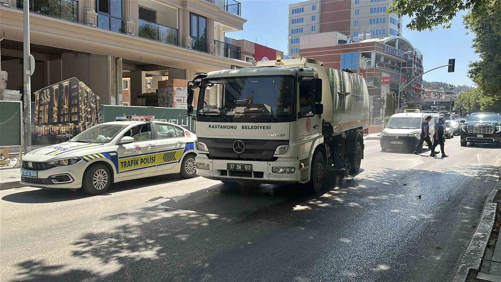 Kastamonu&rsquo;da motosikletin &ccedil;arptığı yaşlı kadın ağır yaralandı
