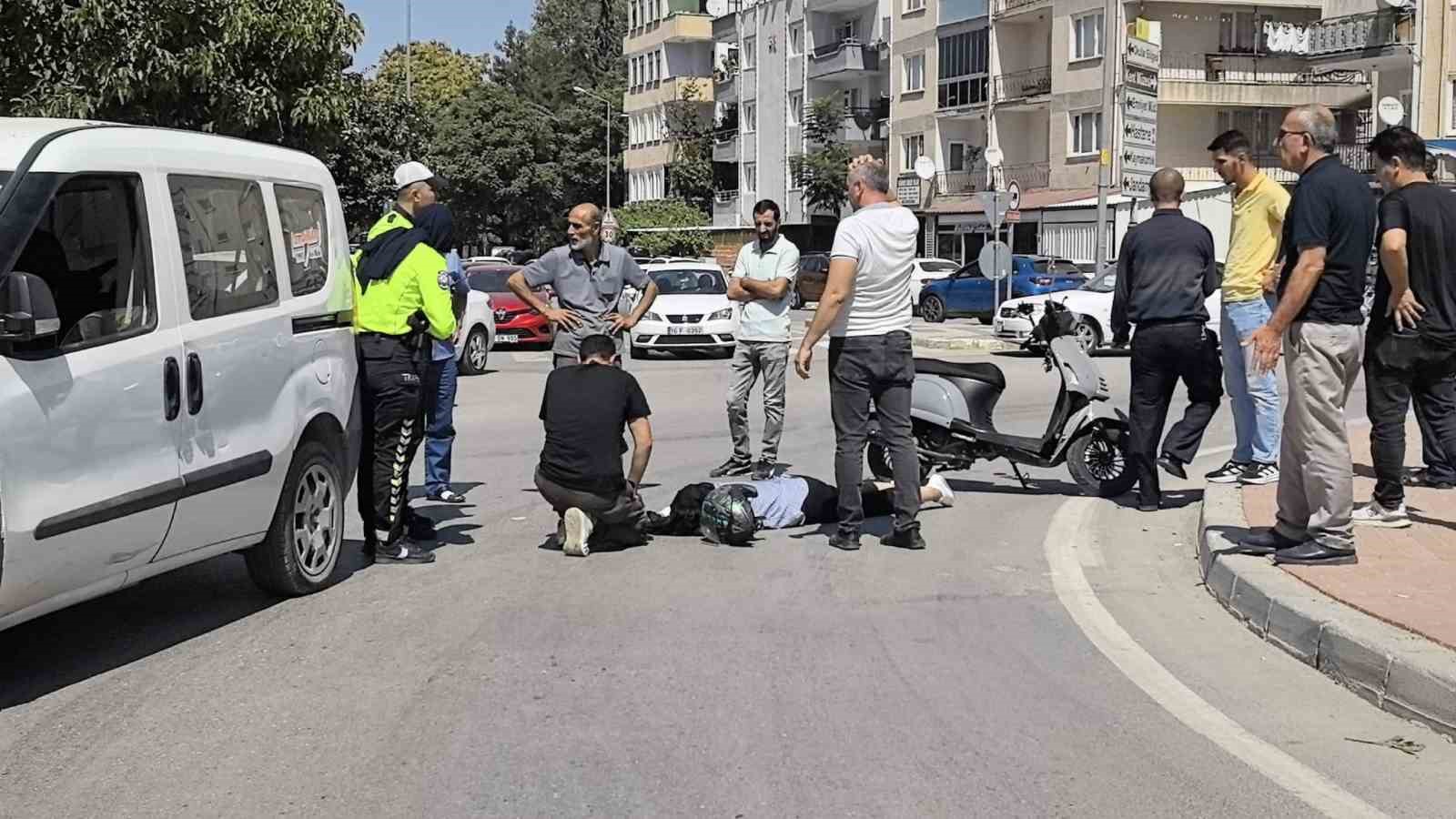 İneg&ouml;l&rsquo;de motosiklet ile kamyonet &ccedil;arpıştı
