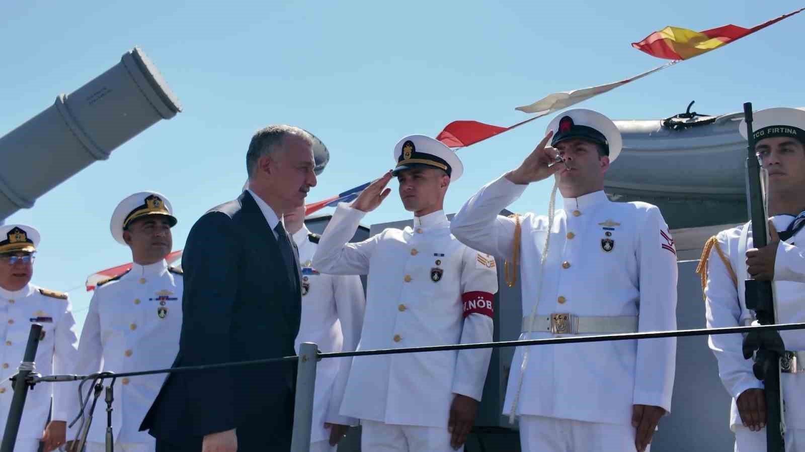 Zafer Bayramı sevinci meydanlara taşındı
