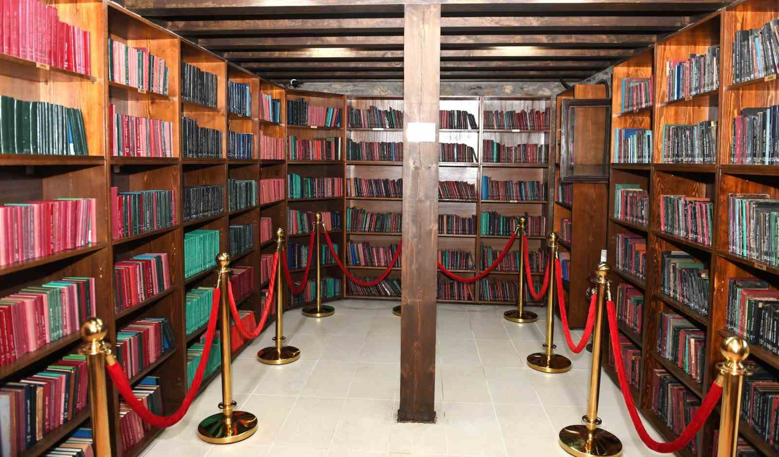 Zamansız Kitaplar M&uuml;zesi kapılarını a&ccedil;tı
