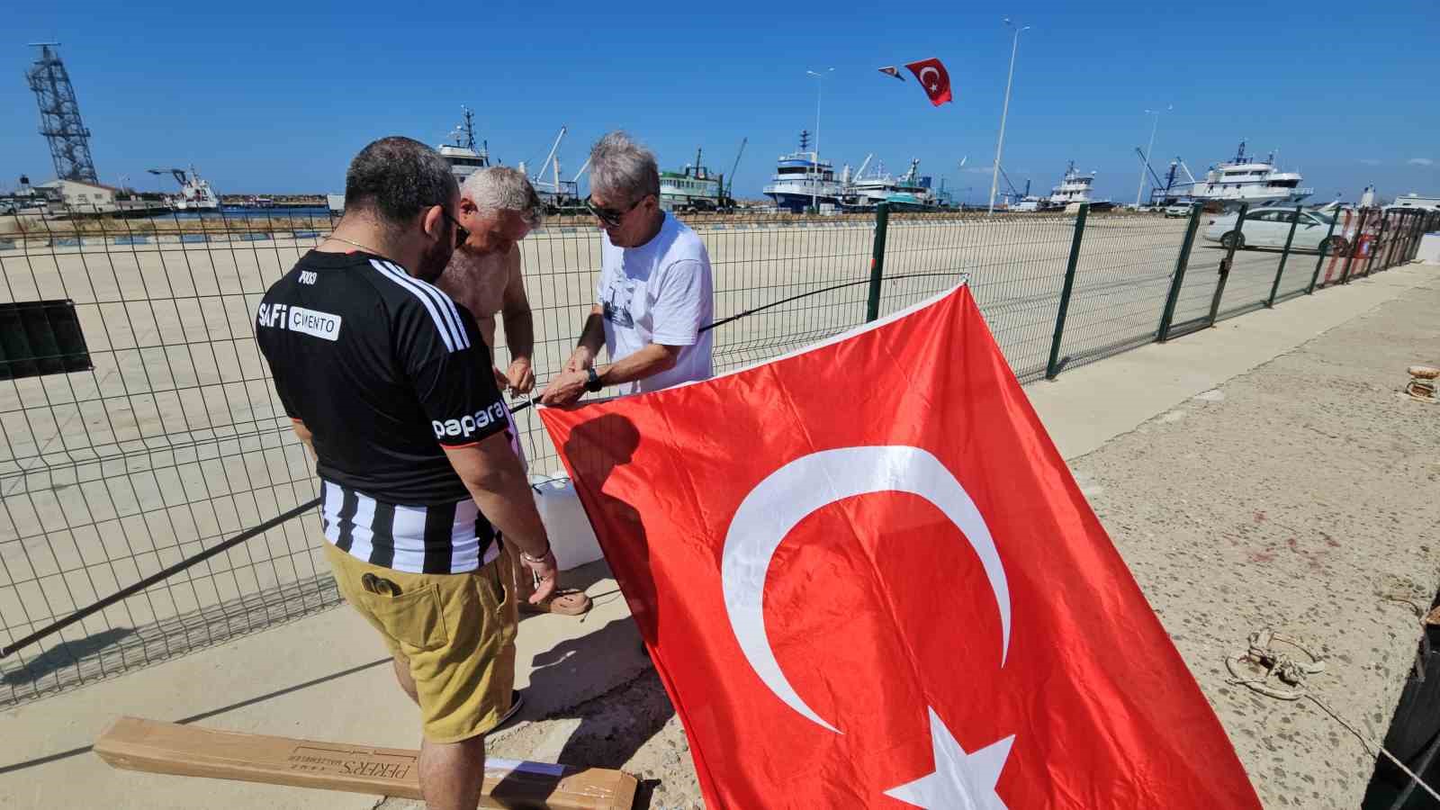 Enez&rsquo;de teknelerden "Zafer Seyri"
