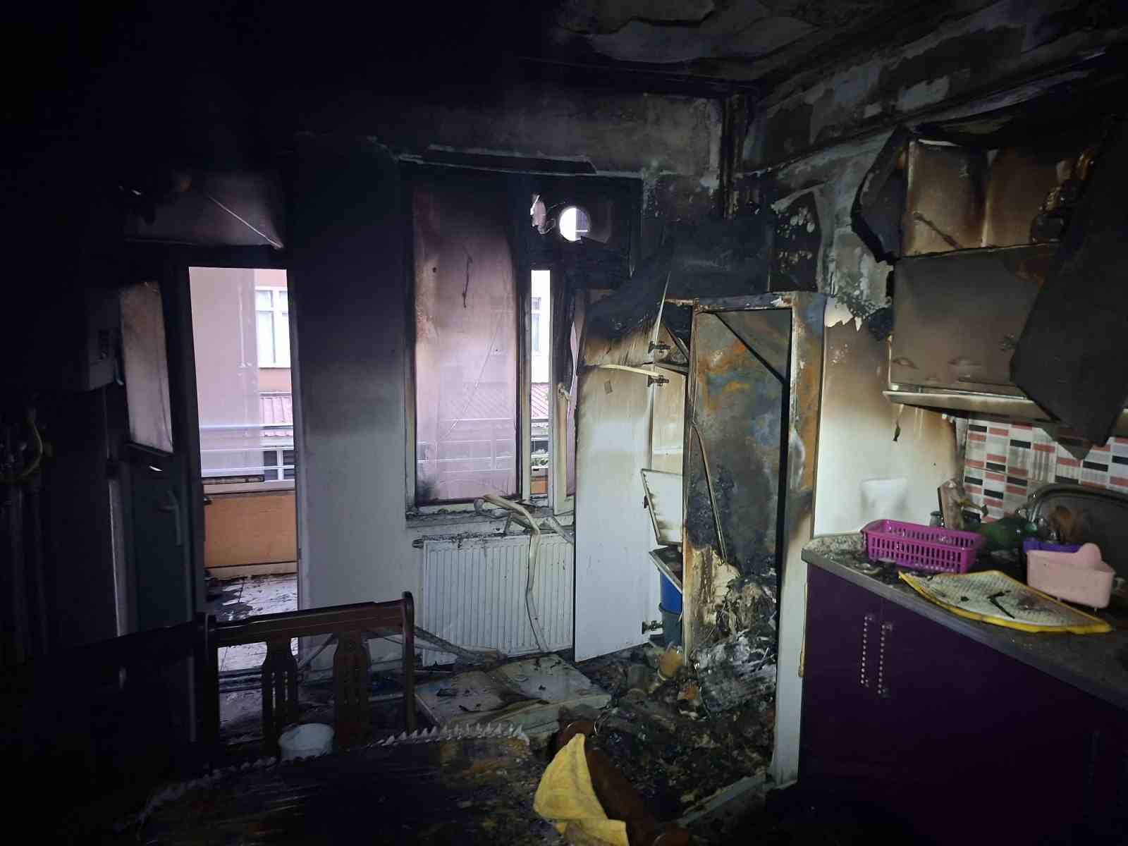 Ağrı’da binadaki patlama paniğe neden oldu