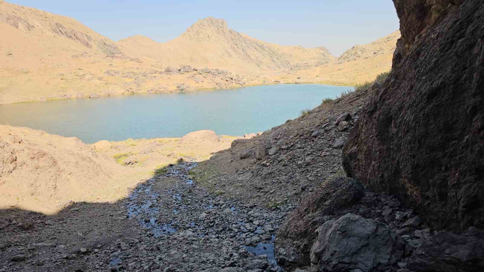 Sat G&ouml;lleri doğa tutkunlarını hayran bırakıyor
