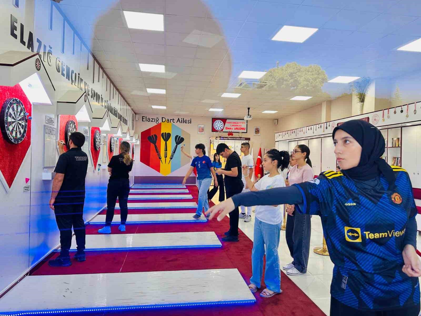 Elazığ’da dart ve bilardo turnuvası