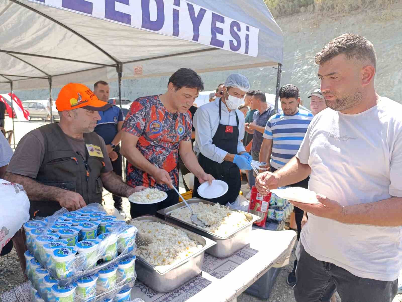 Selendi’de trap atışları nefes kesti